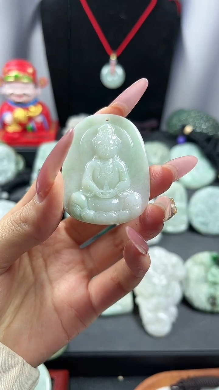 【闪购商品】翡翠颈饰未镶嵌宝瓶观音