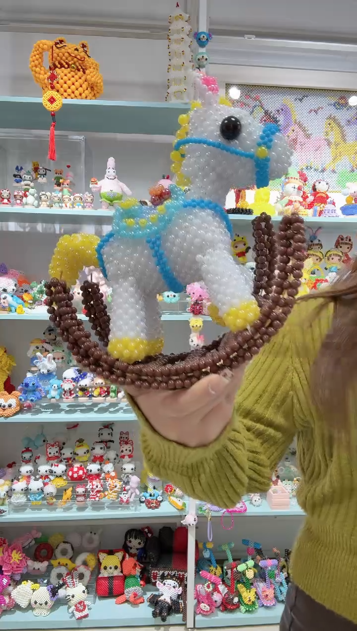 亚克力24004卡6马贝彩摇摇马材料包1套