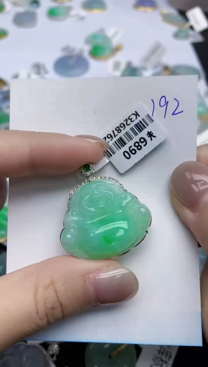 【闪购商品】翡翠颈饰18K金镶嵌天然翡翠A货