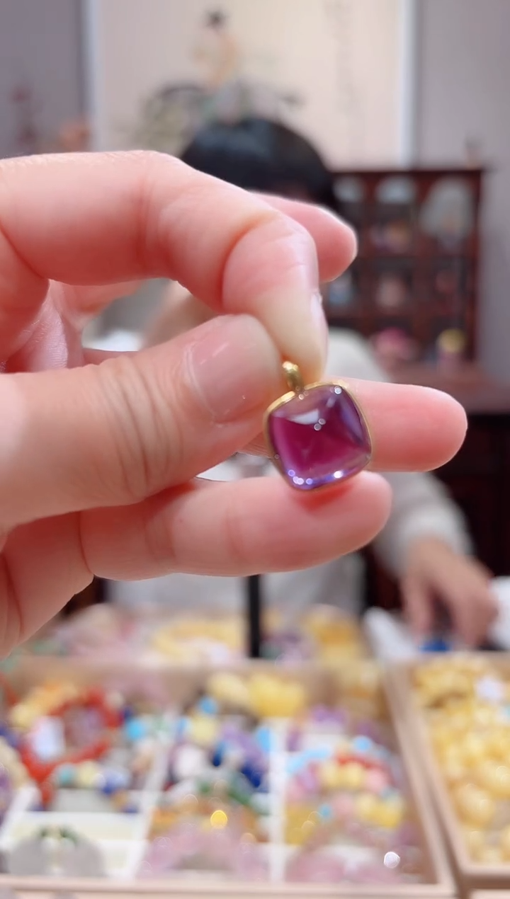 【闪购商品】水晶颈饰18K金镶嵌设计款珠串
