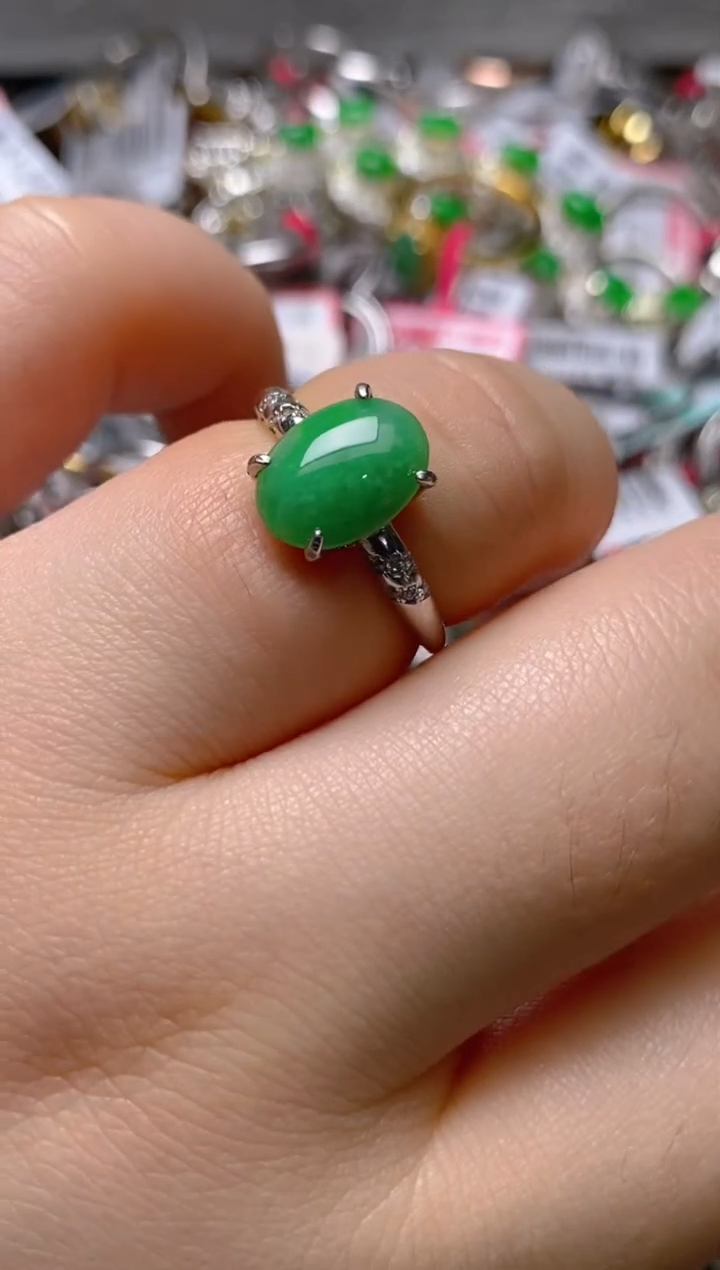 银S925镶嵌戒指翡翠百内无证书