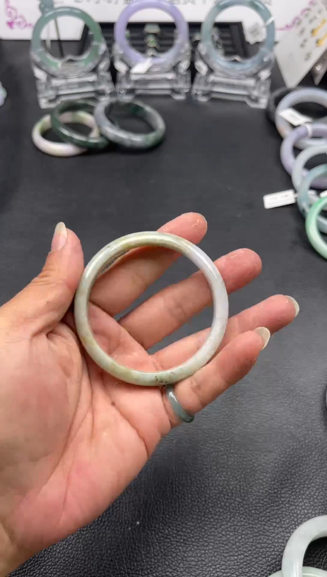 【闪购商品】翡翠手镯未镶嵌手镯