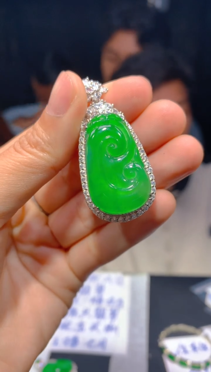 【闪购商品】定制翡翠未镶嵌125多样性发货（发其一）