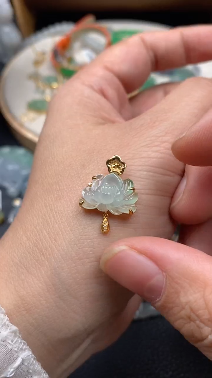 【闪购商品】翡翠颈饰18K金镶嵌翡翠净货26756