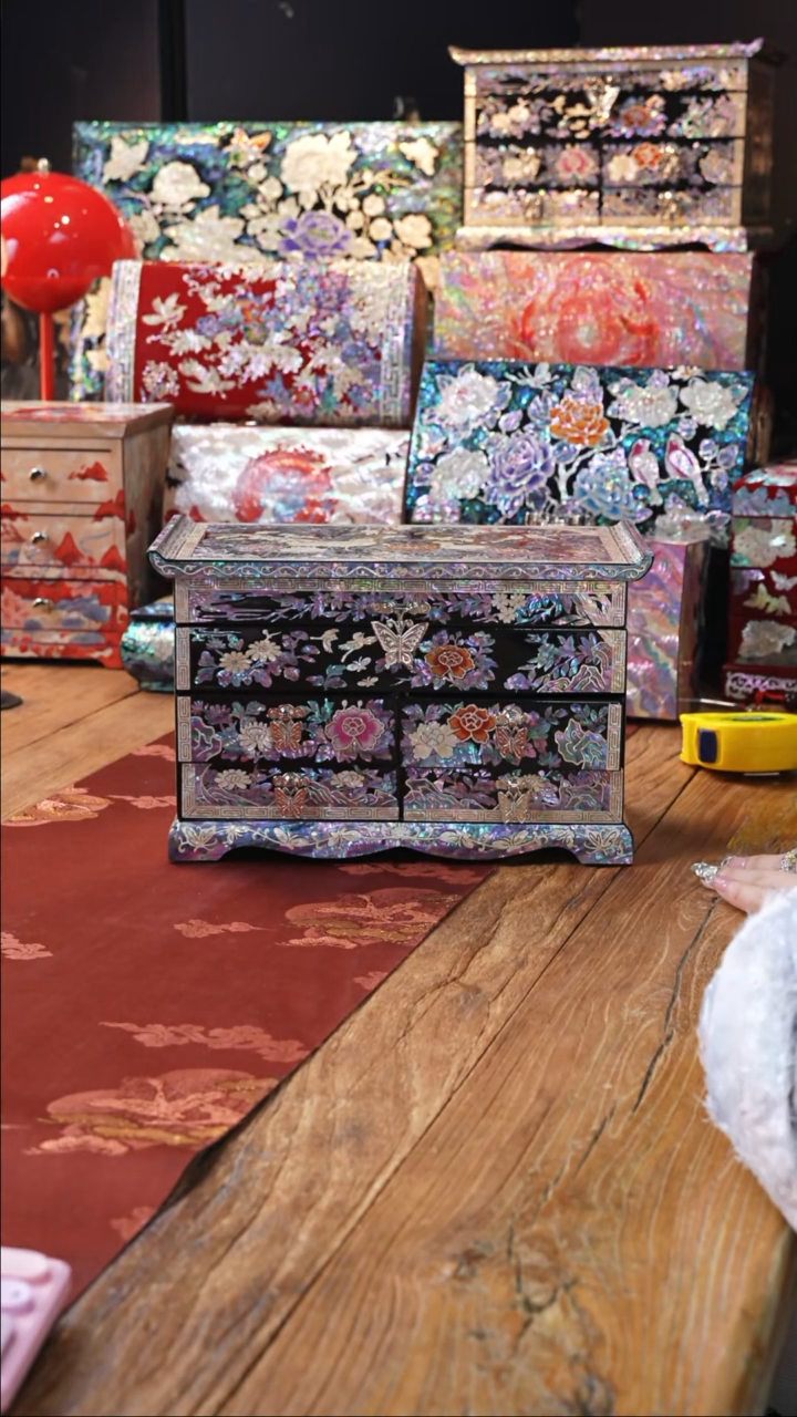 【闪购商品】瓷片豆包儿的星耀家