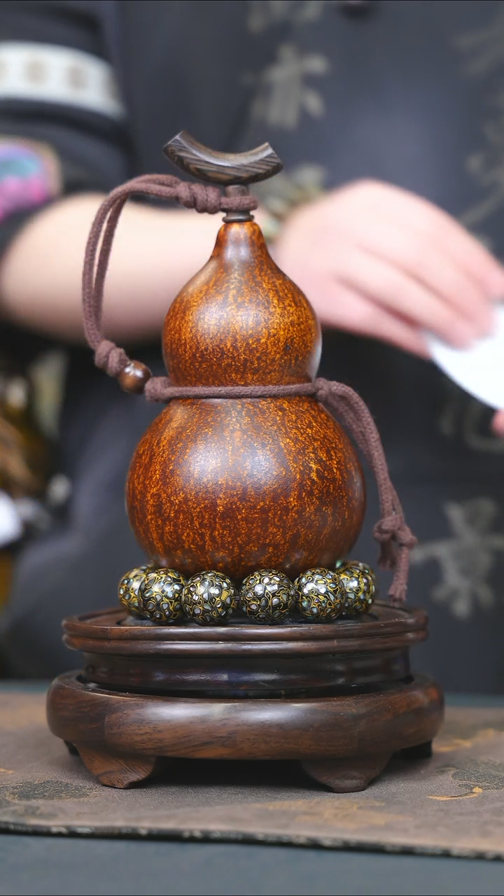 【闪购商品】YG103大漆酒葫芦不包手串及旋转底座