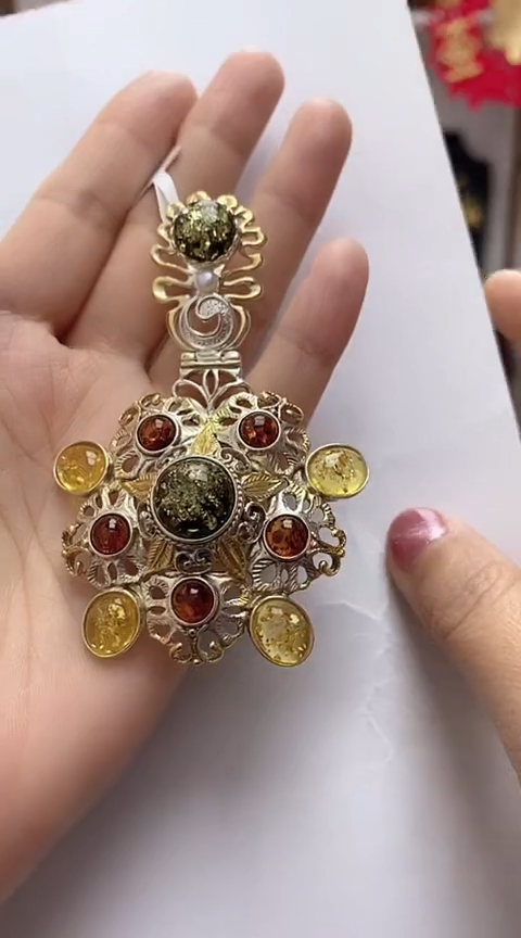 【闪购商品】琥珀裸石银S925镶嵌琥珀吊坠
