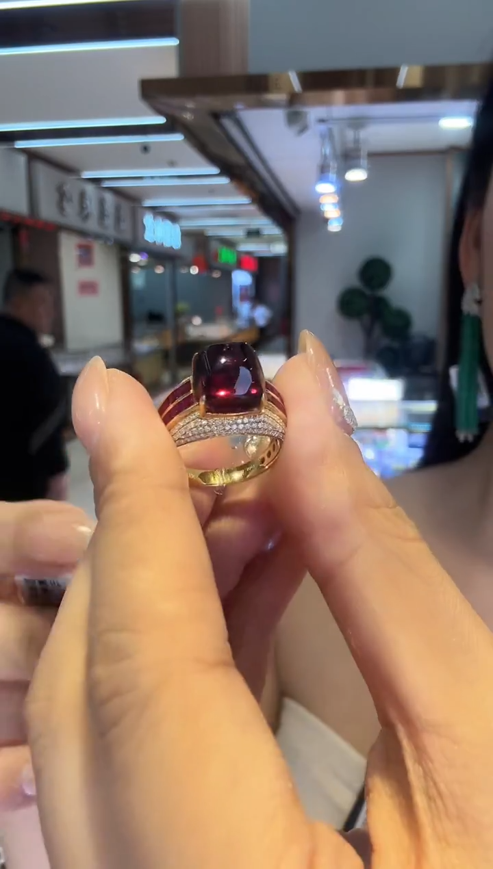 18K金镶嵌戒指碧玺6.5ct