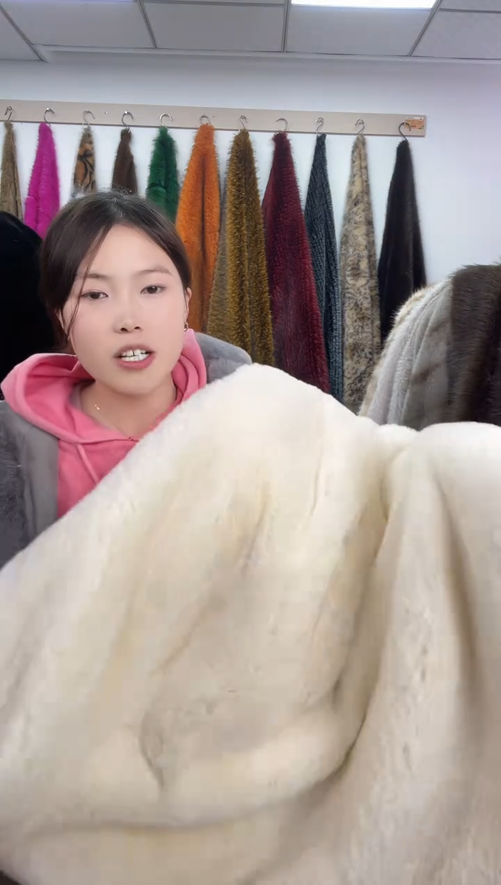 狐狸毛D415尺寸1.8*1