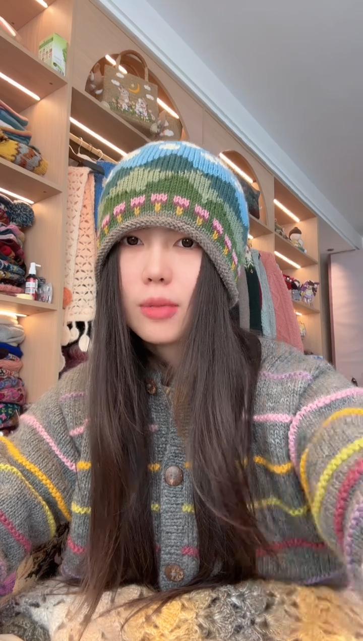 羊毛美利奴蓝天白云帽  
