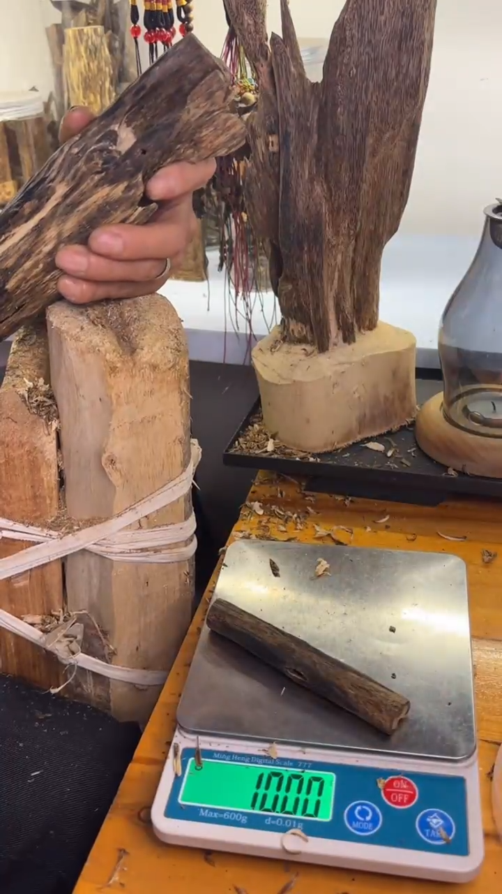 沉香沉香碎屑奇楠沉香10克