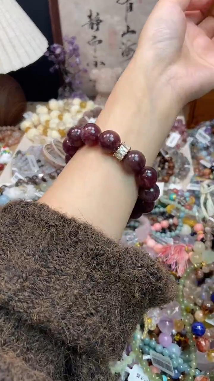 未镶嵌石英质玉手饰357