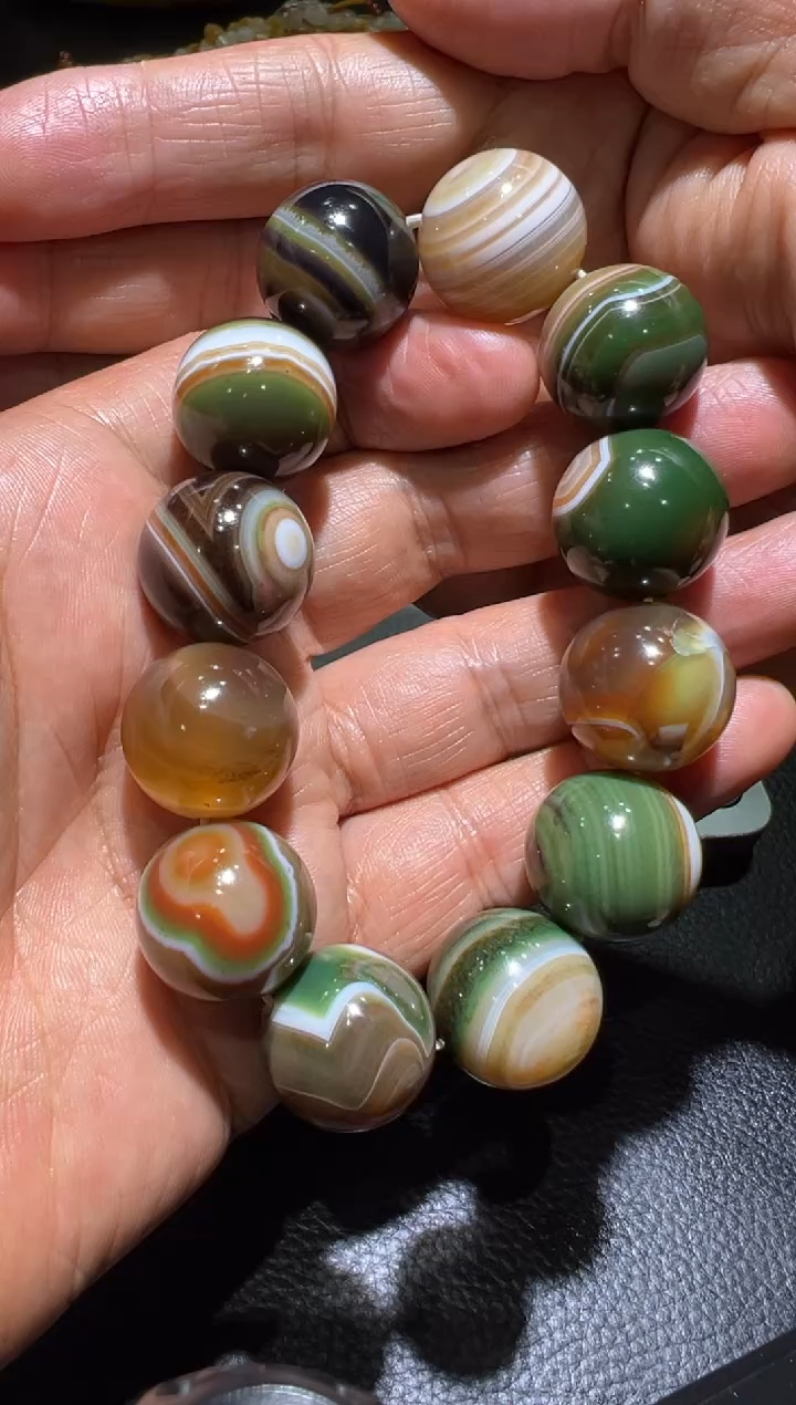 未镶嵌手链玛瑙/玉髓玛瑙手串