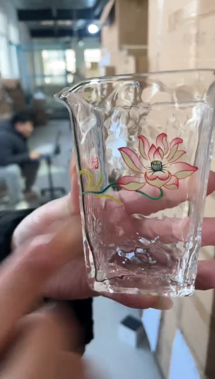 【闪购商品】九河手绘四方公道杯荷花