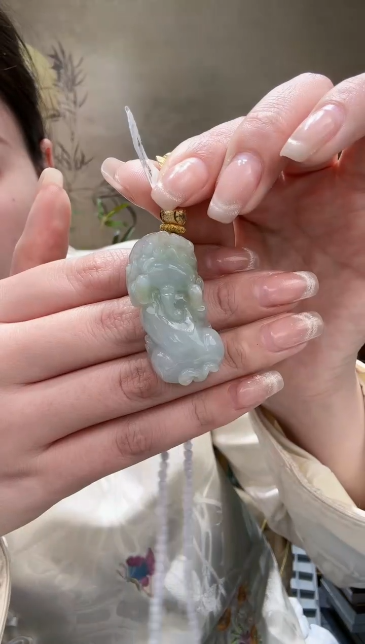 【闪购商品】翡翠颈饰未镶嵌吊坠