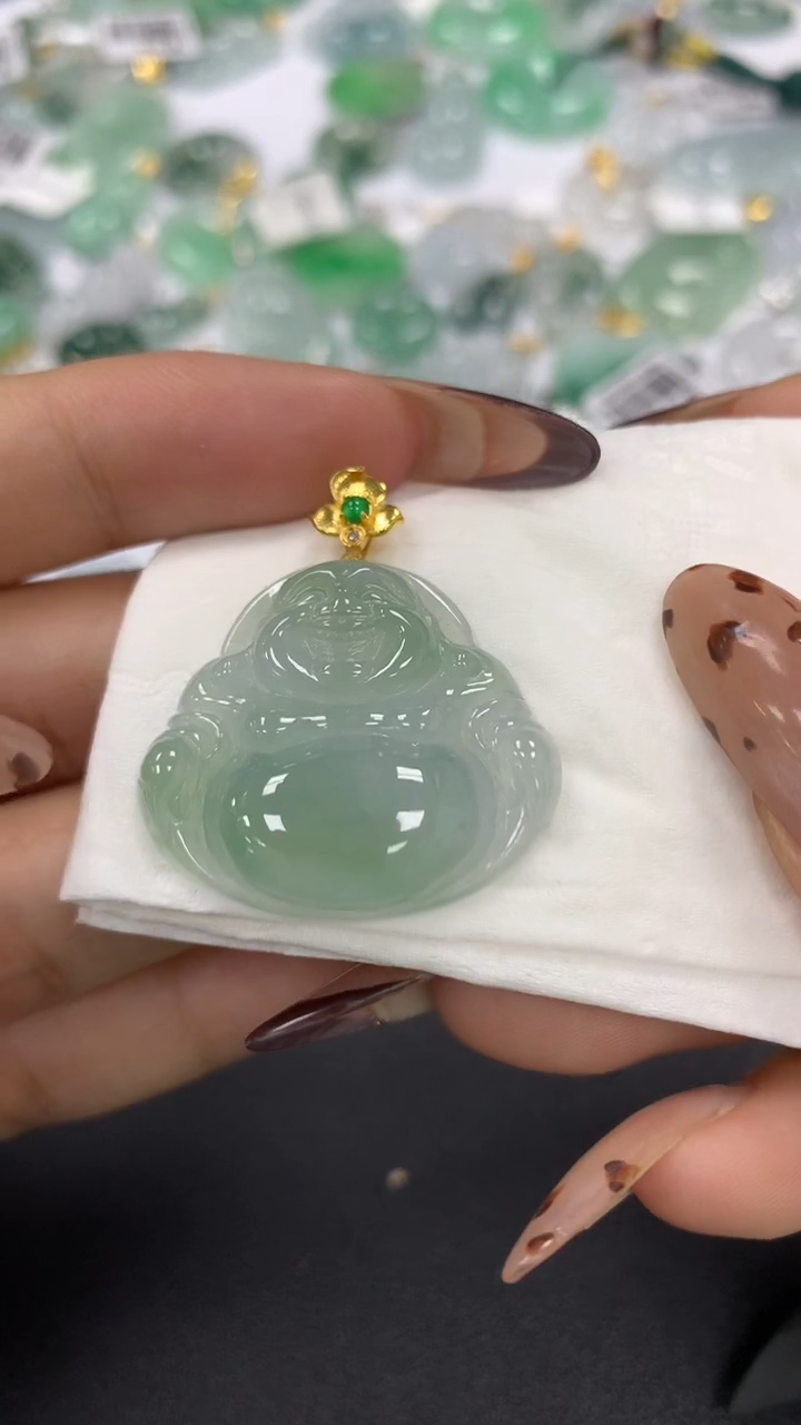 颈饰18K金镶嵌翡翠a货假一赔三支持复检百元上9元证书费自理