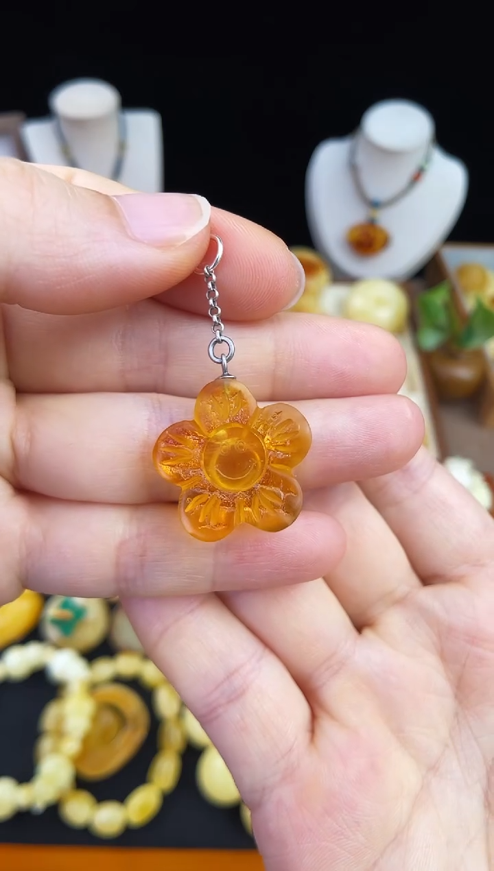 琥珀未镶嵌珠宝奇石柒月