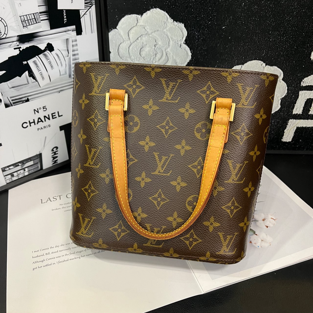 95新 LouisVuitton/路易威登 老花小号vivian手提包02年JM