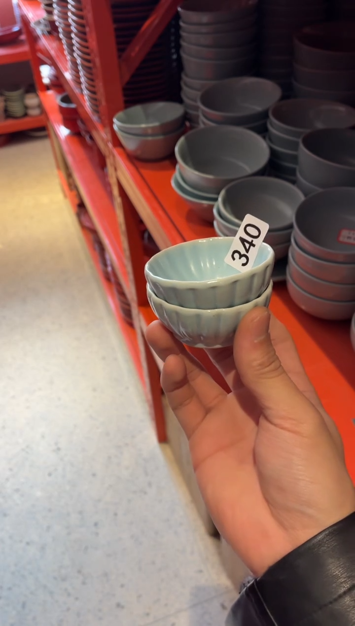 瓷片宇***哥340天蓝色花瓣味碟2个