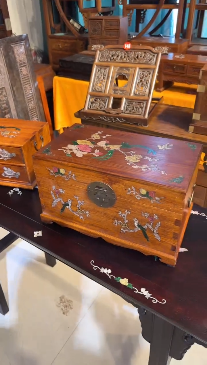 【闪购商品】木木艺长尾鸟底座翻盖箱398.88888