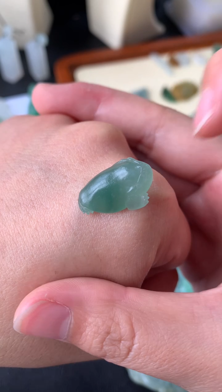 【闪购商品】定制翡翠未镶嵌翡翠