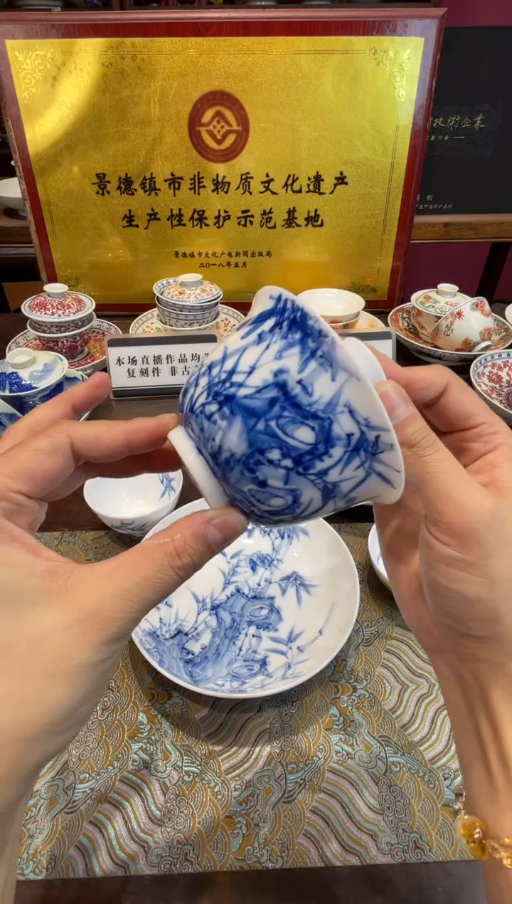 杯子瓷景德镇源头工厂生产，手工手绘