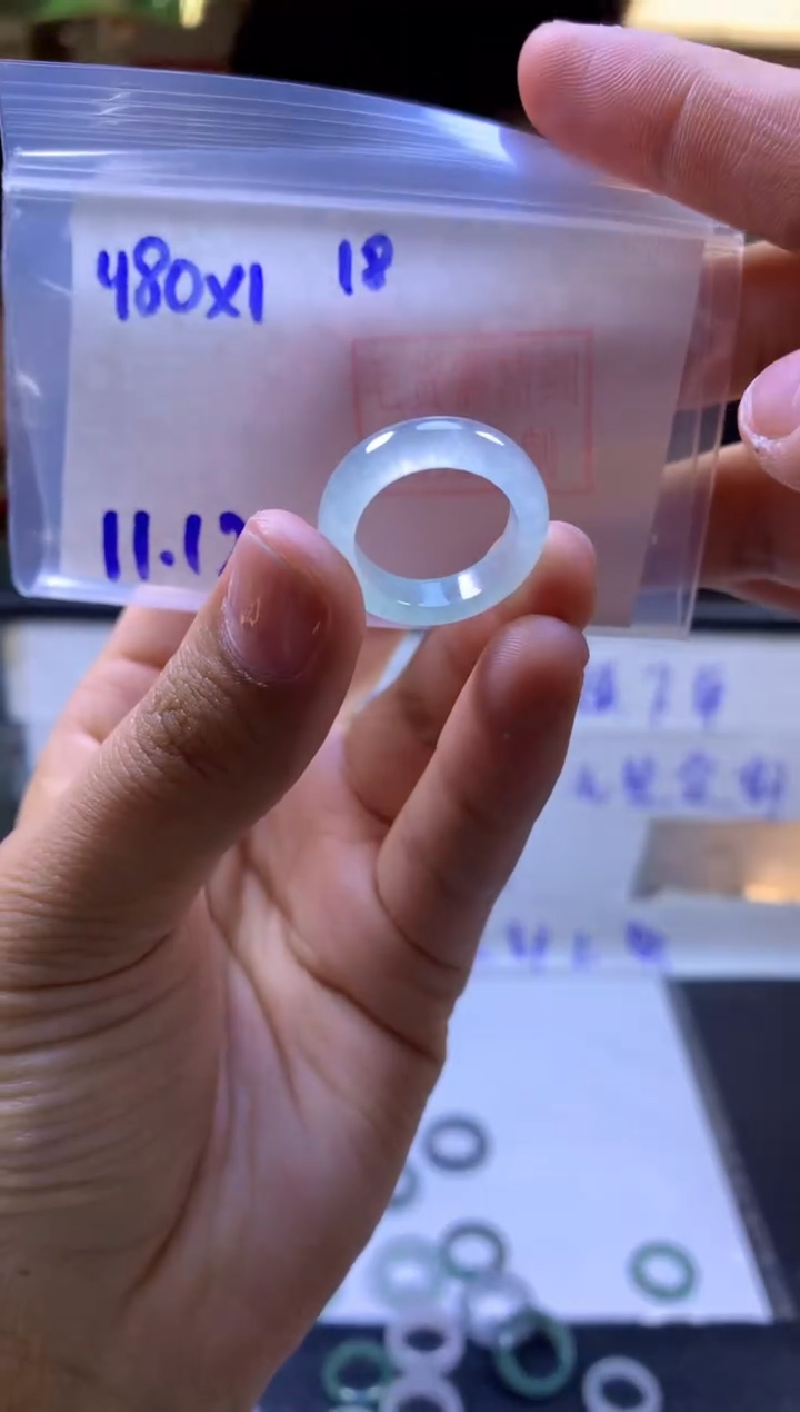 【闪购商品】定制翡翠未镶嵌戒圈#480元-毛货需精细抛光