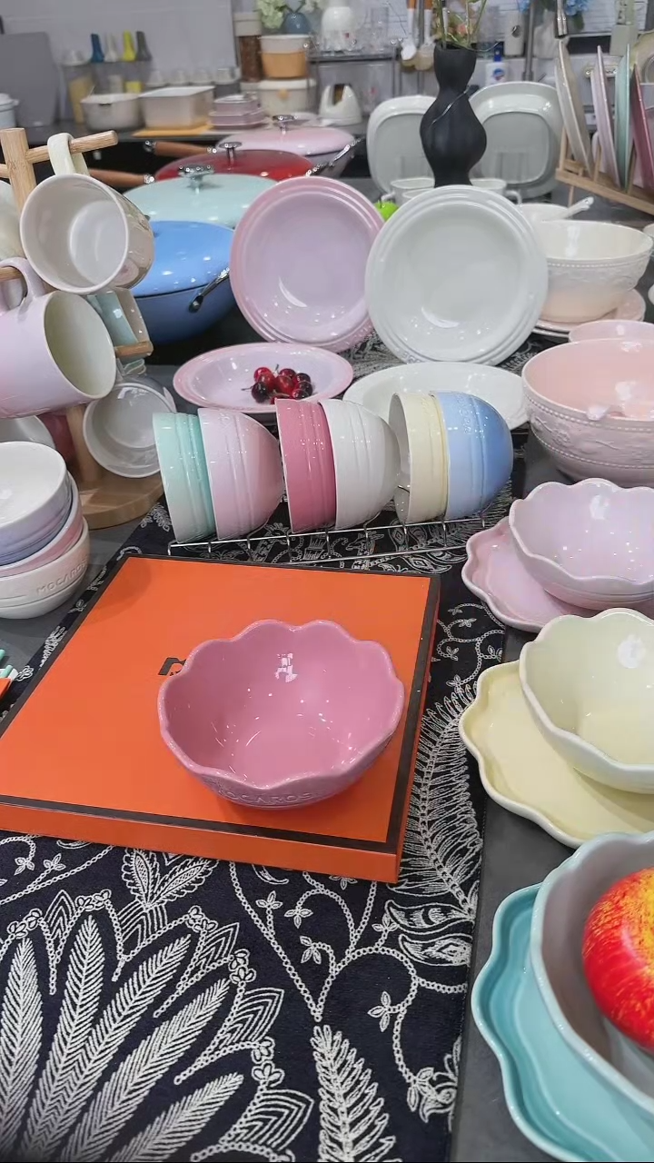 【闪购商品】瓷炻彩花边碗14CM-玫瑰粉