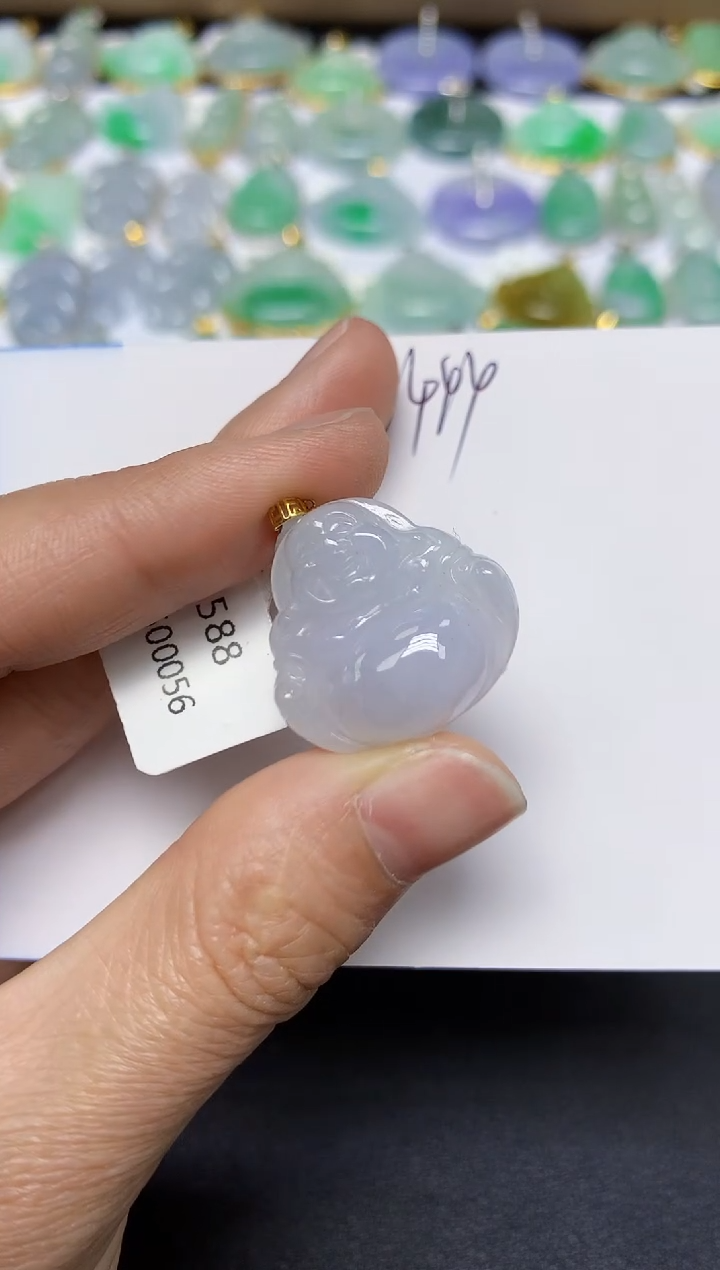 翡翠18K金镶嵌颈饰 天然翡翠A货