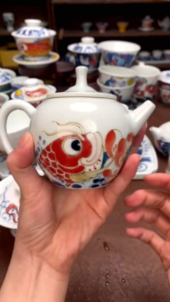 【闪购商品】莲年有鱼壶昨明陶瓷完品