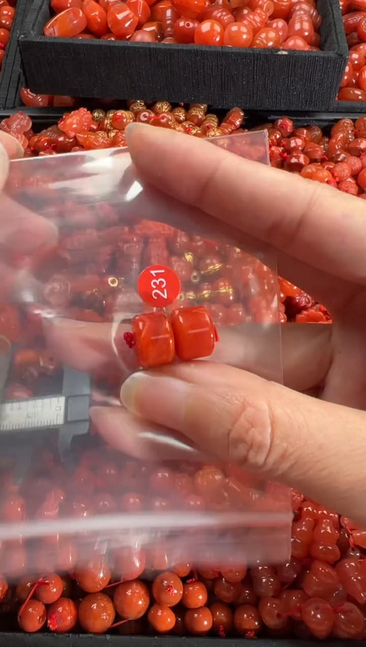 【闪购商品】南红玛瑙颈饰未镶嵌1