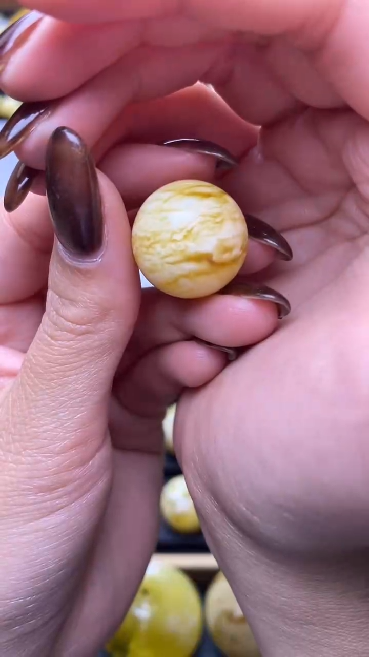 【闪购商品】琥珀裸石未镶嵌蜜蜡.66