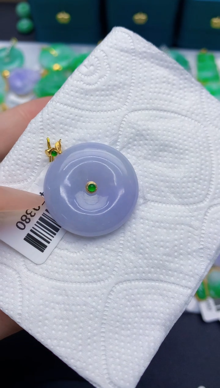 颈饰18K金镶嵌翡翠缅甸天然翡翠A货