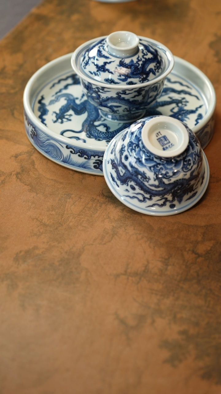 【闪购商品】微瑕青花五龙盖碗+龙茶盘+龙杯