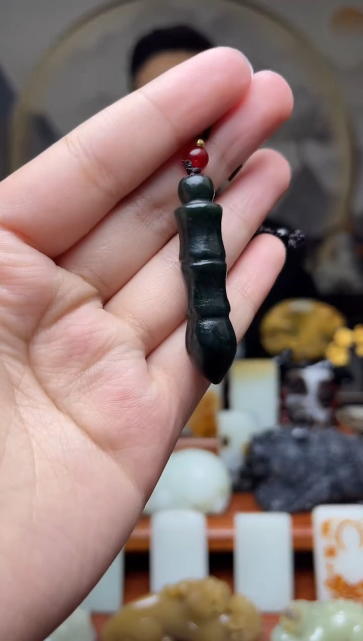 【闪购商品】和田玉吊坠未镶嵌38