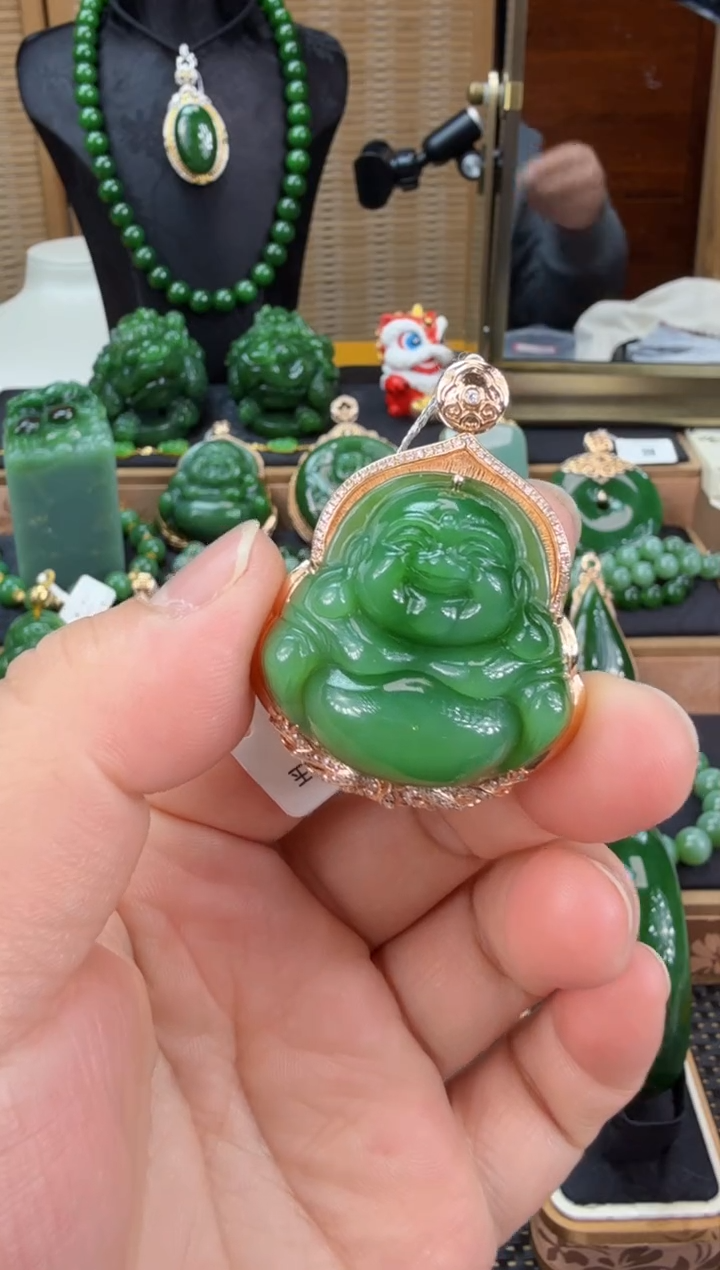 【闪购商品】和田玉（碧玉）吊坠(赠链)18K金镶嵌 