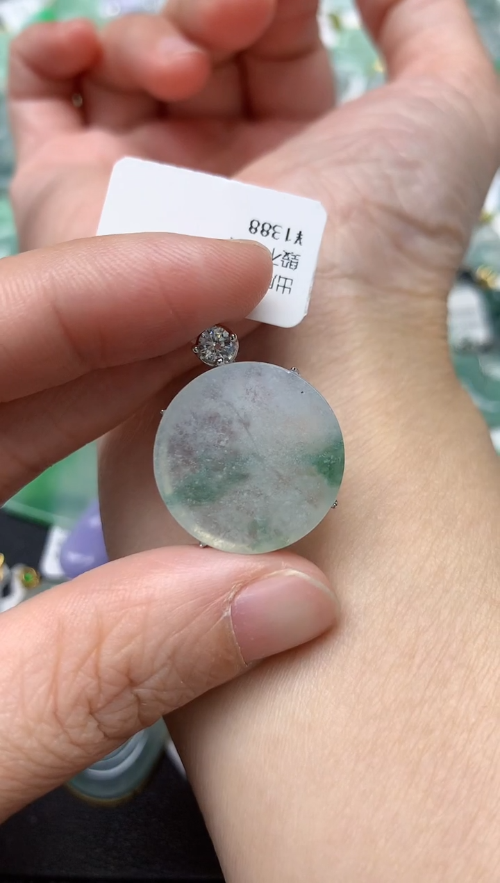 颈饰未镶嵌翡翠天然缅甸A货翡翠