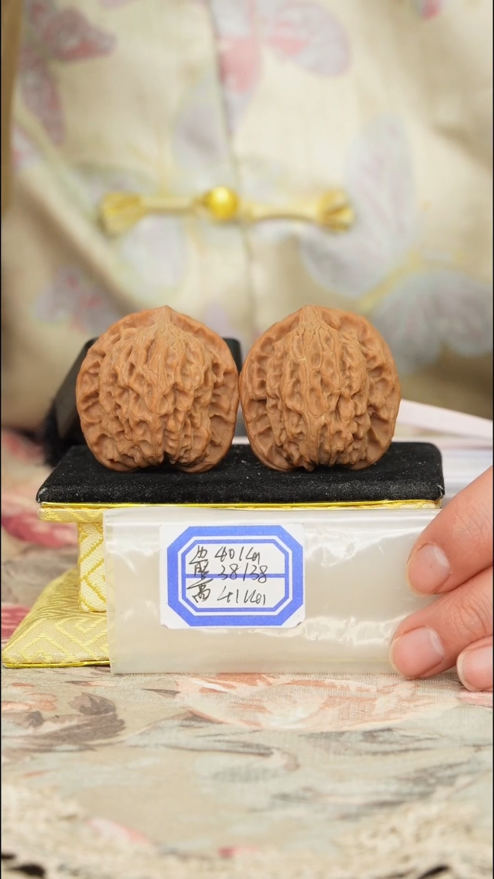 【闪购商品】文玩核桃把件非嫁接北京