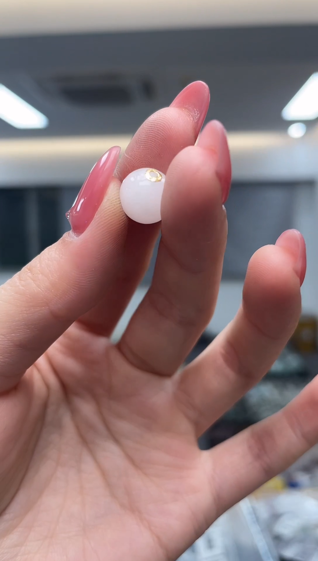 颈饰18K金镶嵌和田玉（多样性发一件）