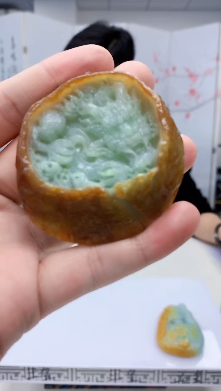 【闪购商品】定制翡翠未镶嵌5157bb-毛货挂件66