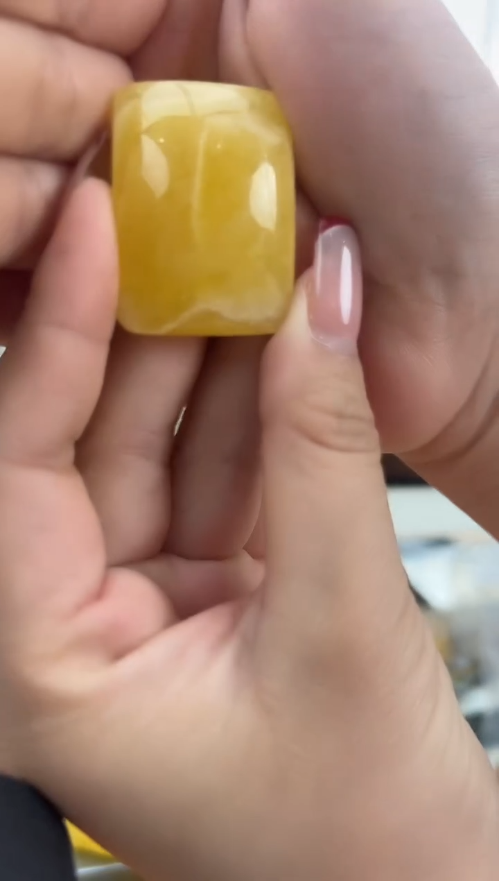 【闪购商品】琥珀裸石未镶嵌蜜蜡吊坠