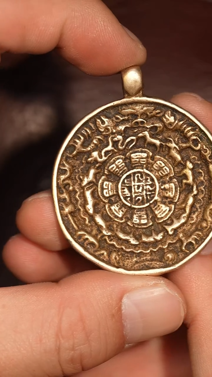 冲赛康胡子哥，九宫八卦牌136