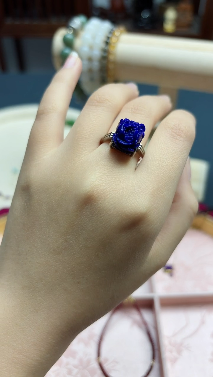 【闪购商品】青金石戒指银S925镶嵌青金石花戒指*1 SH