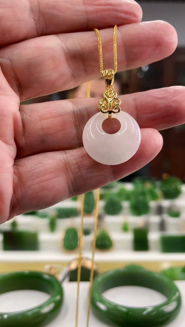 【闪购商品】和田玉吊坠银S925镶嵌白玉公主扣吊坠