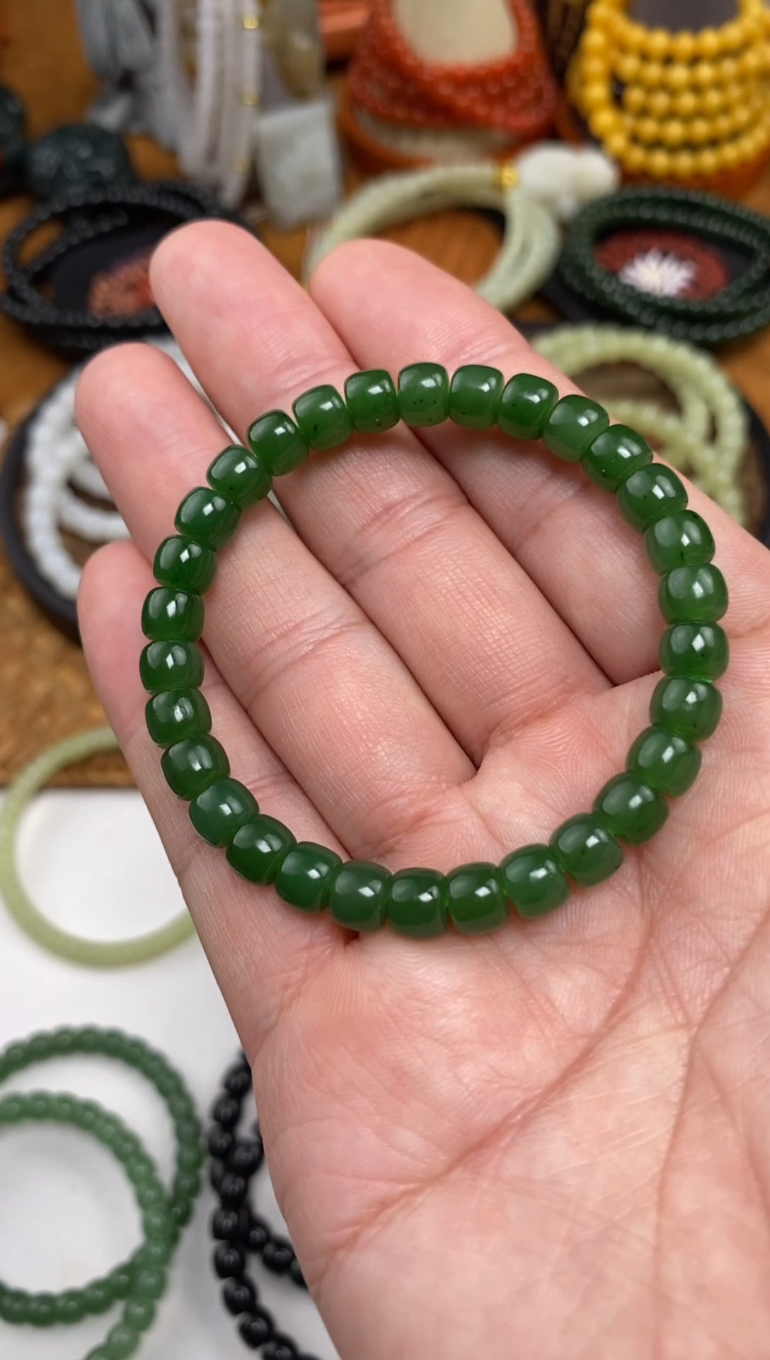 颈饰未镶嵌和田玉手串