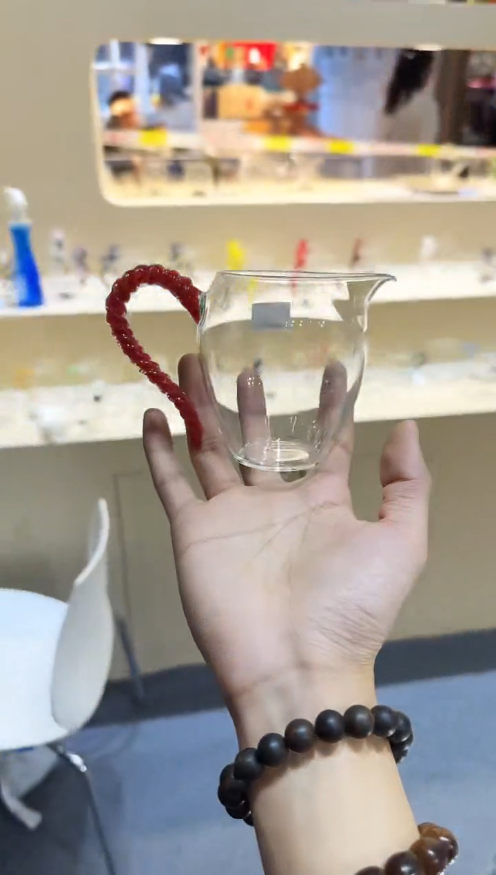 红金螺旋公道杯 晶焱金标