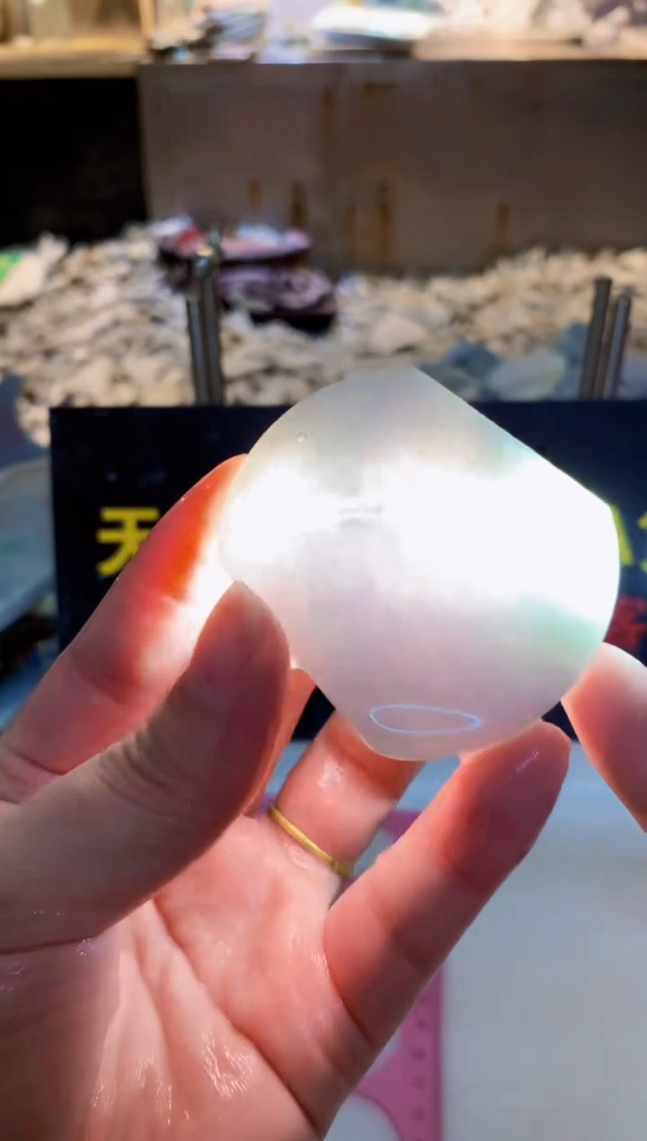 未镶嵌挂件翡翠0朱0翡翠珠宝570