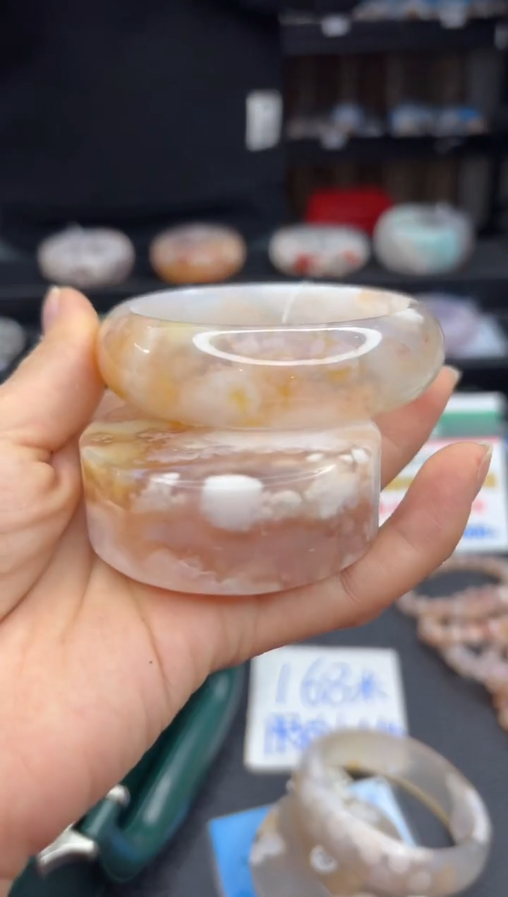 【闪购商品】石英质玉手镯未镶嵌957（60圈赠送镯心）