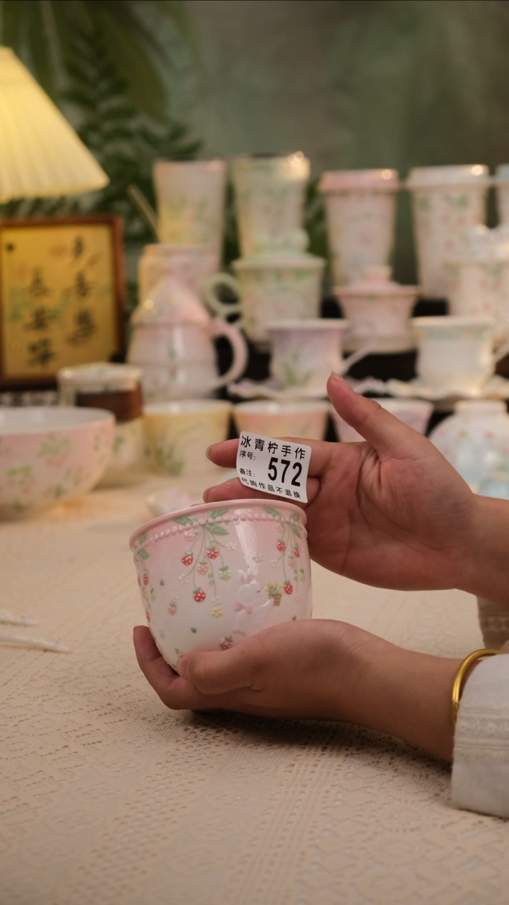 【闪购商品】景德镇手工手绘陶瓷