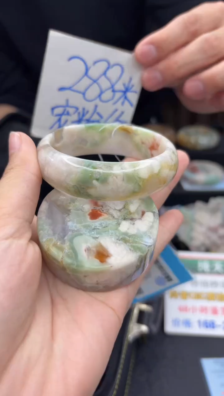 【闪购商品】石英质玉手镯未镶嵌780（55圈赠送镯心）